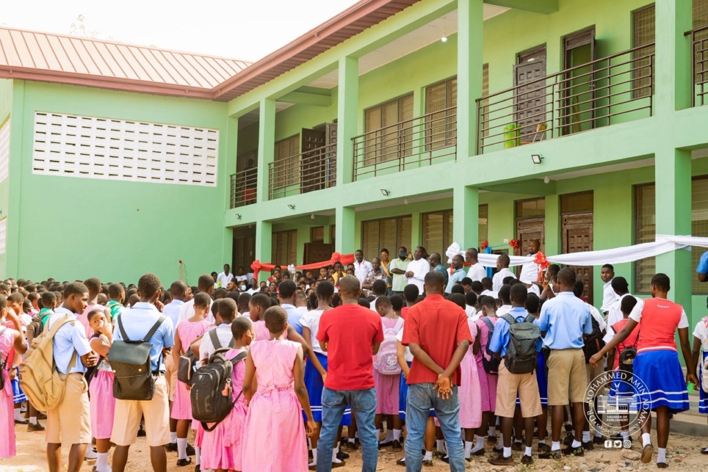Dr Mohammed Amin Adam commissions 12-unit classroom block for alma mater Dr Mohammed Amin Adam commissions 12-unit classroom block for alma mater