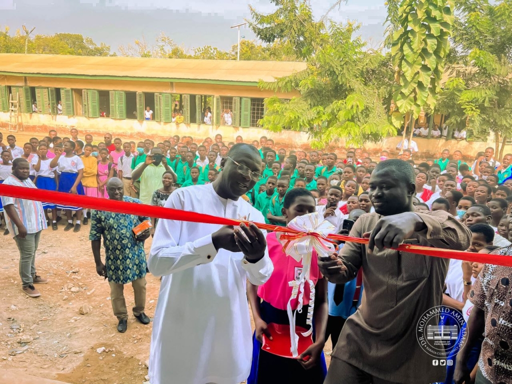 Dr Mohammed Amin Adam commissions 12-unit...