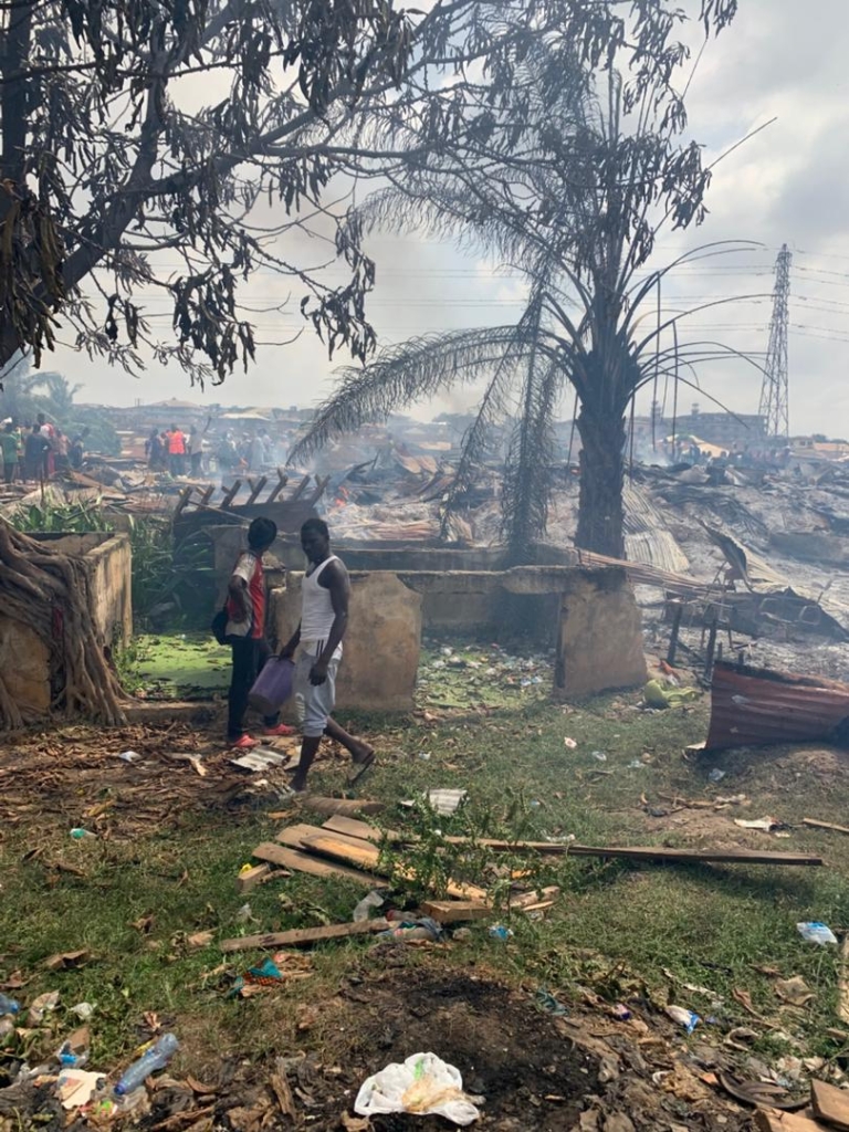 Swift fire service response saves nearby homes as blaze destroys 107 wooden huts in Aboabo Extension
