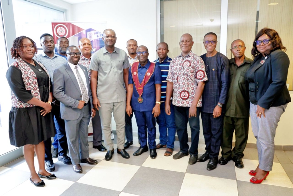 Institute of Engineers & Technology honours TOR MD for leadership in reviving refinery Institute of Engineers & Technology honours TOR MD for leadership in reviving refinery