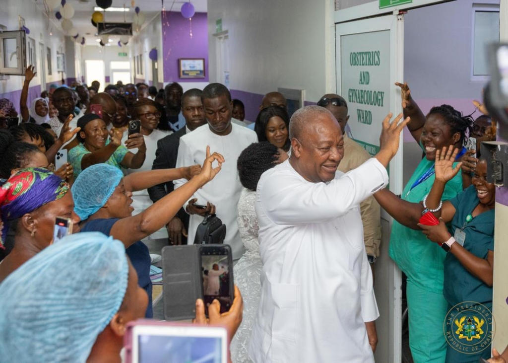 Mahama marks 67th birthday visiting children's wards Mahama marks 67th birthday visiting children's wards