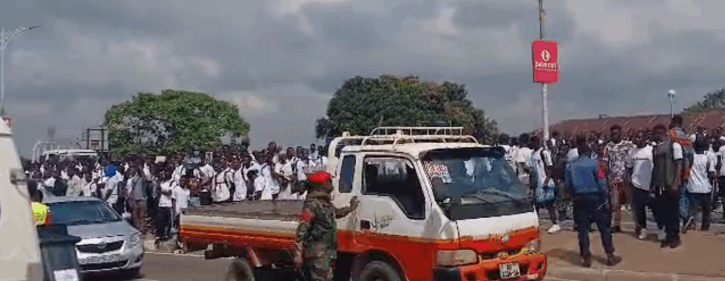 Thousands storm El-Wak stadium for Ghana Armed Forces recruitment; many left stranded