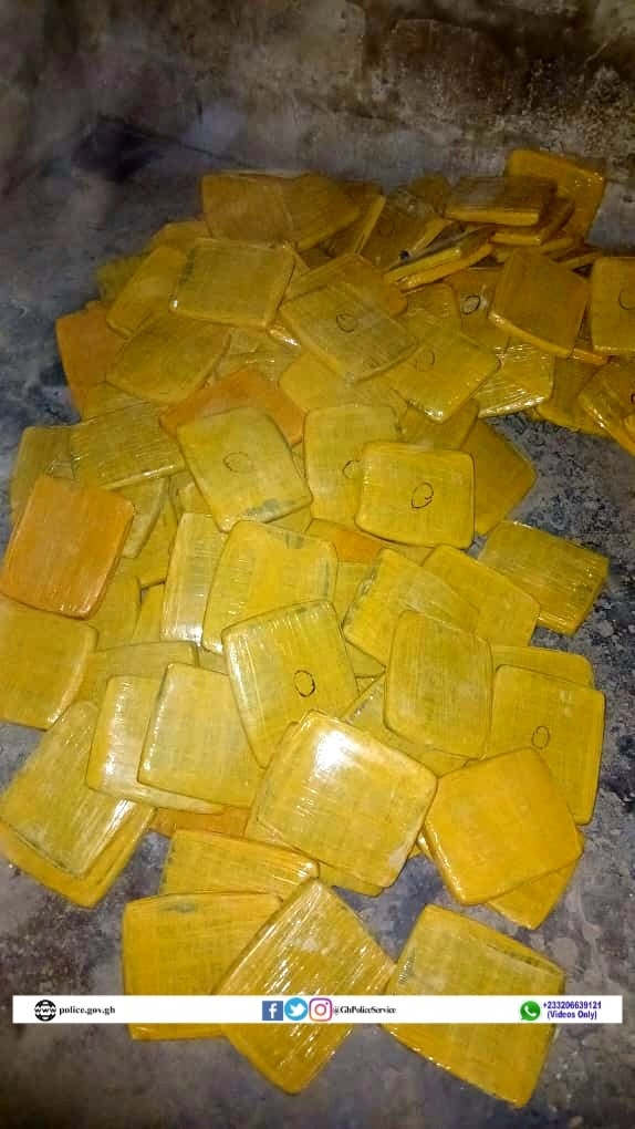 Two arrested for possession of narcotics Two arrested for possession of narcotics