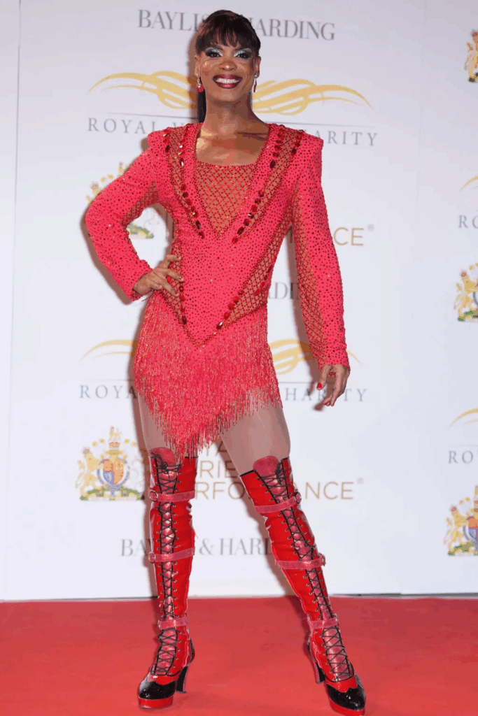 William and Catherine meet Paddington at Royal Variety Performance William and Catherine meet Paddington at Royal Variety Performance