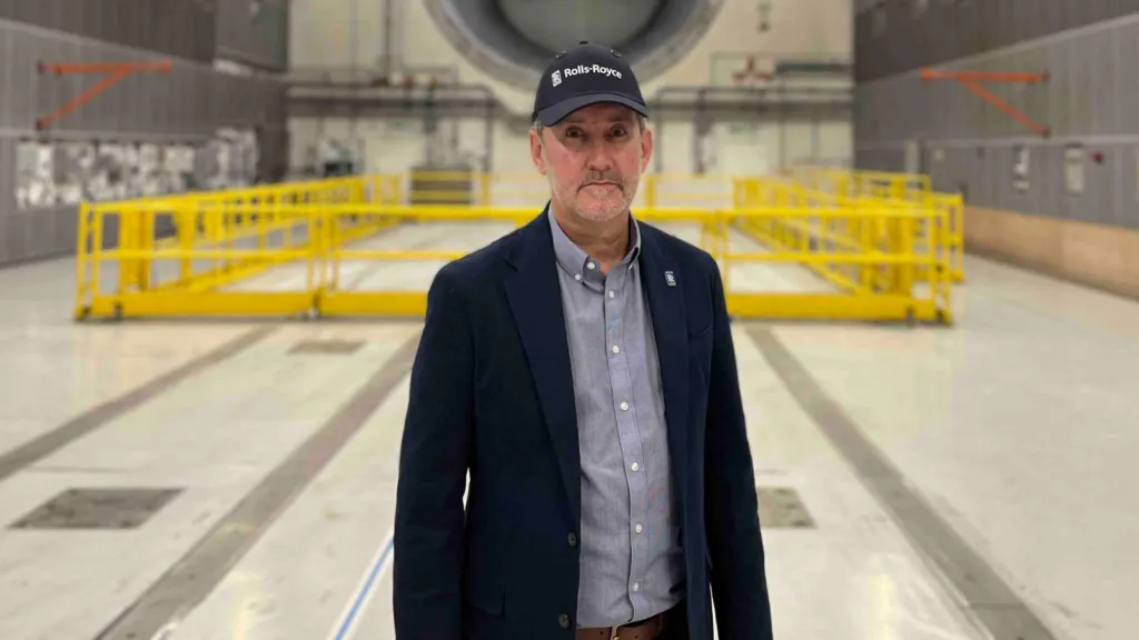 New technology prevents sand damage to jet engines