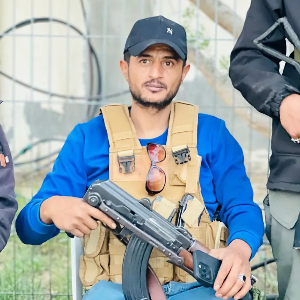 Anti-Hamas armed groups seek future role under Gaza peace plan