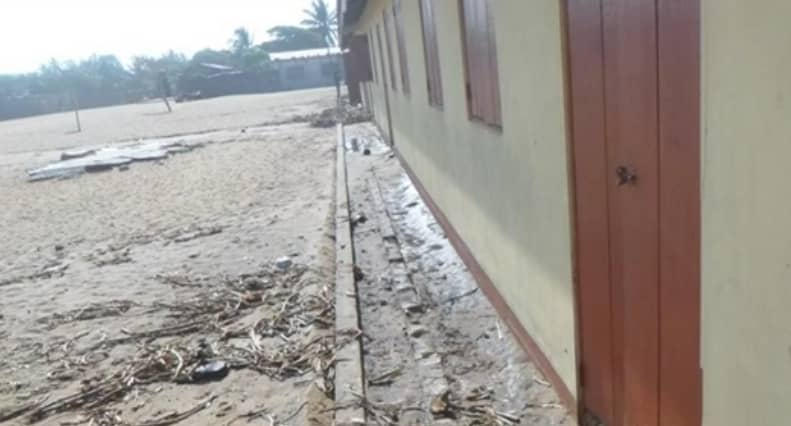 When the sea vomits: Are our schools and hospitals ready? When the sea vomits: Are our schools and hospitals ready?