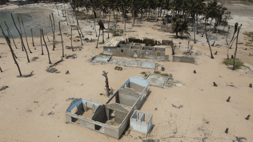 No way home: Women and children stranded in Keta, Anloga and Ketu floods