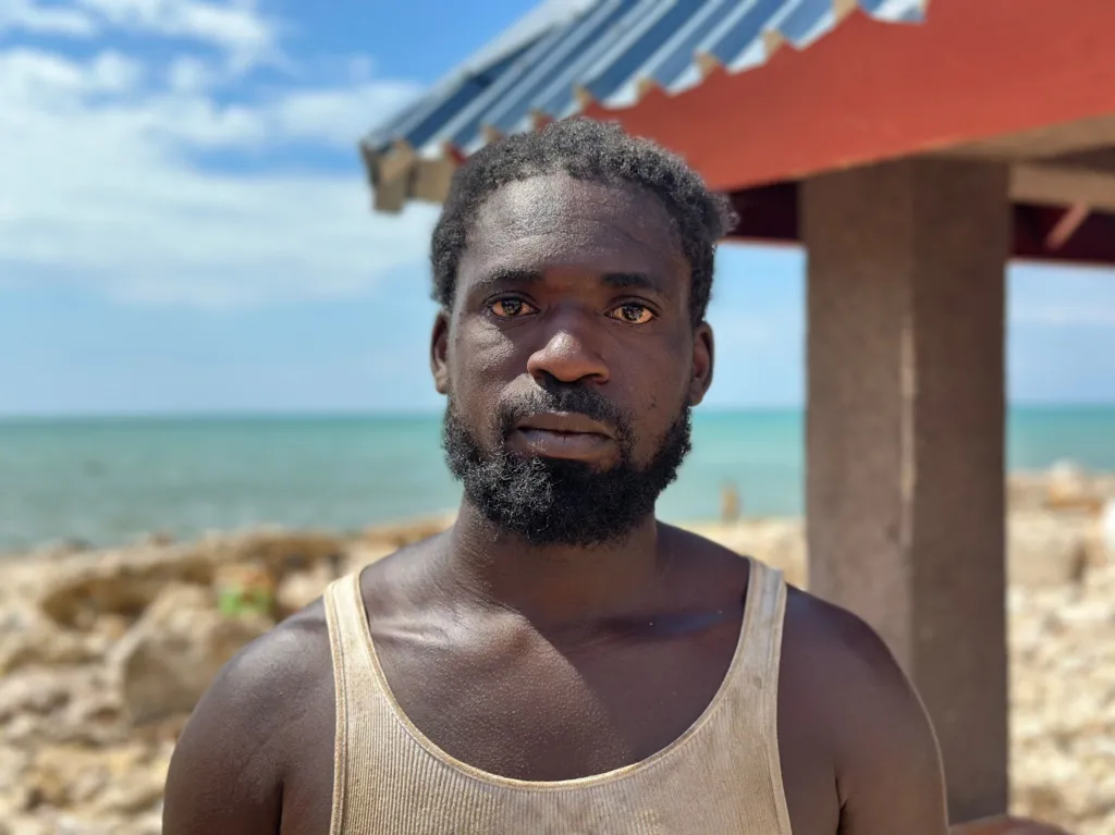 'We need food, we have no food' - desperation takes hold in Jamaica after hurricane 'We need food, we have no food' - desperation takes hold in Jamaica after hurricane