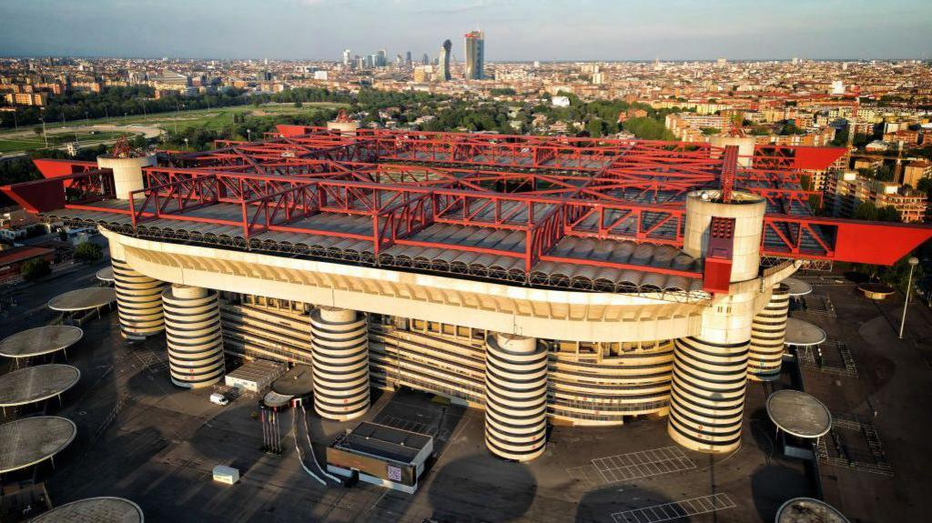 Demolition of iconic San Siro stadium...