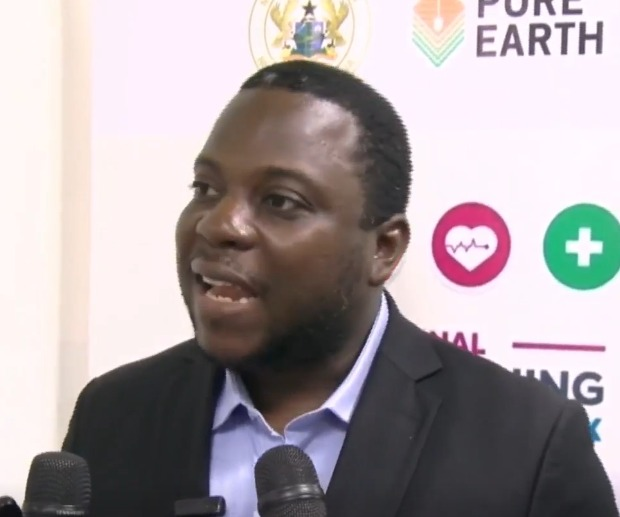 Health experts warn against traditional eyeliners as lead poisoning cases rise in Ghana Health experts warn against traditional eyeliners as lead poisoning cases rise in Ghana