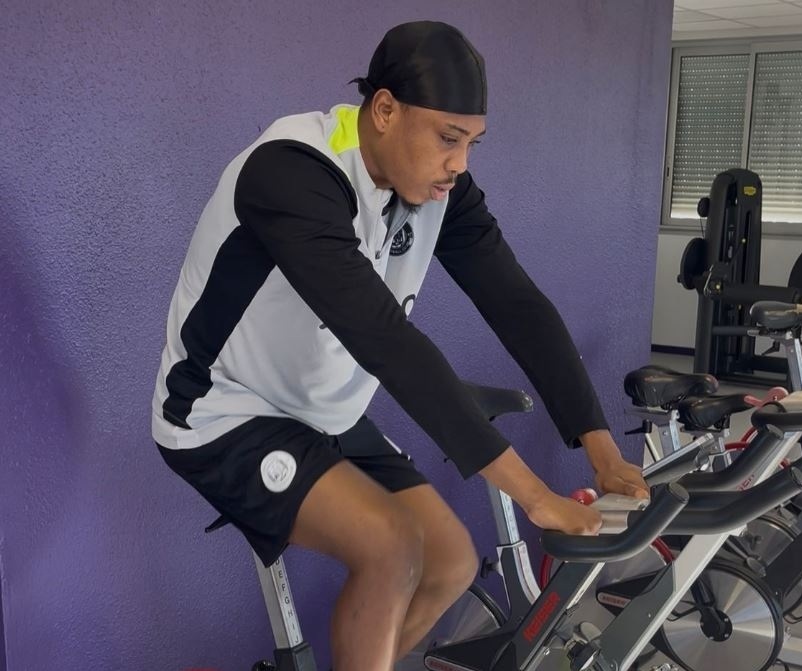 Abu Francis begins gym work after suffering bone fractures – MyJoyOnline