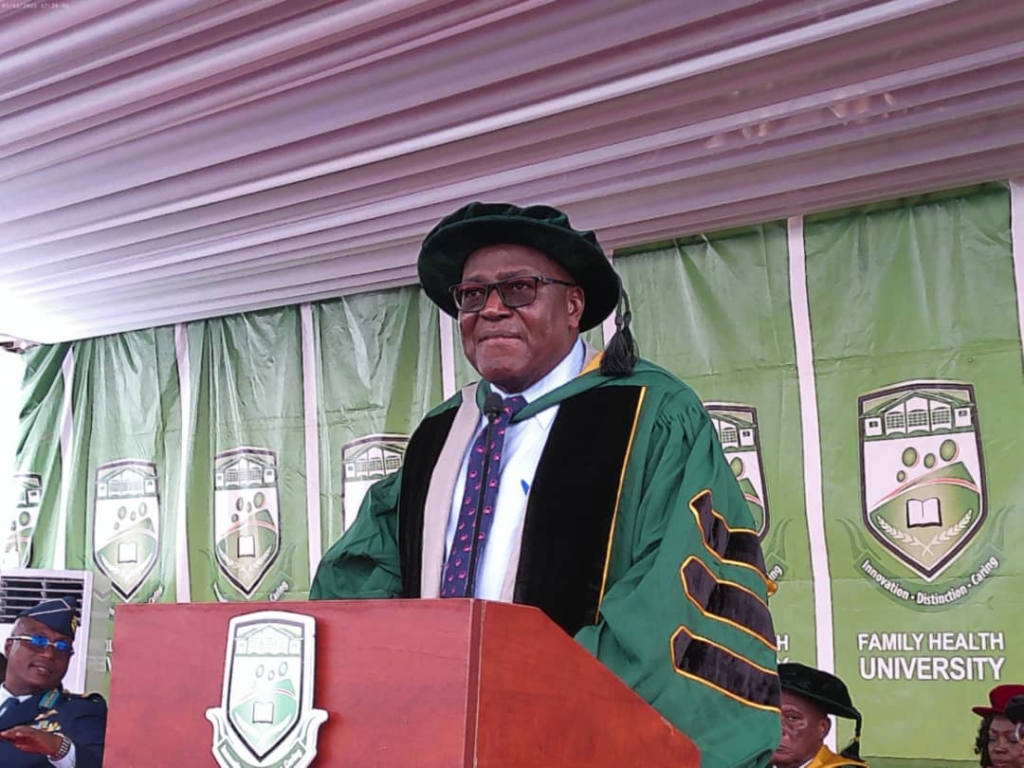 Family Health University graduates 318 healthcare professionals Family Health University graduates 318 healthcare professionals