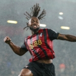 Chelsea join race to sign Semenyo