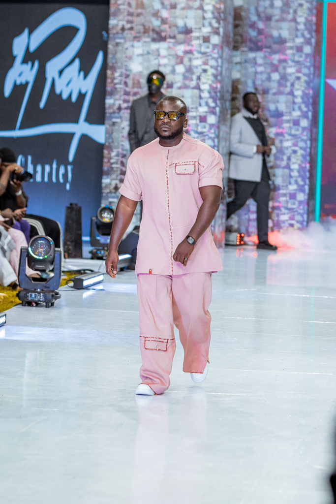 Lekzy DeComic turns heads at 2025 Rhythms on Da Runway Lekzy DeComic turns heads at 2025 Rhythms on Da Runway