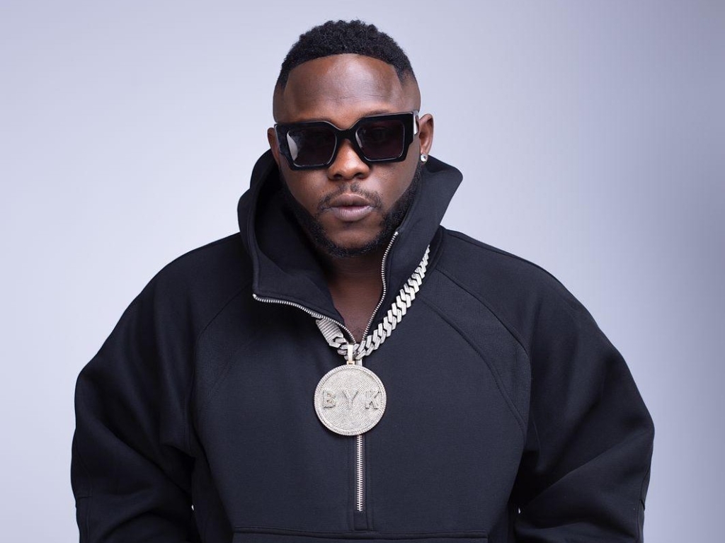 Medikal’s “Shoulder” wins Song of the Year at the Guinness Ghana DJ Awards – MyJoyOnline