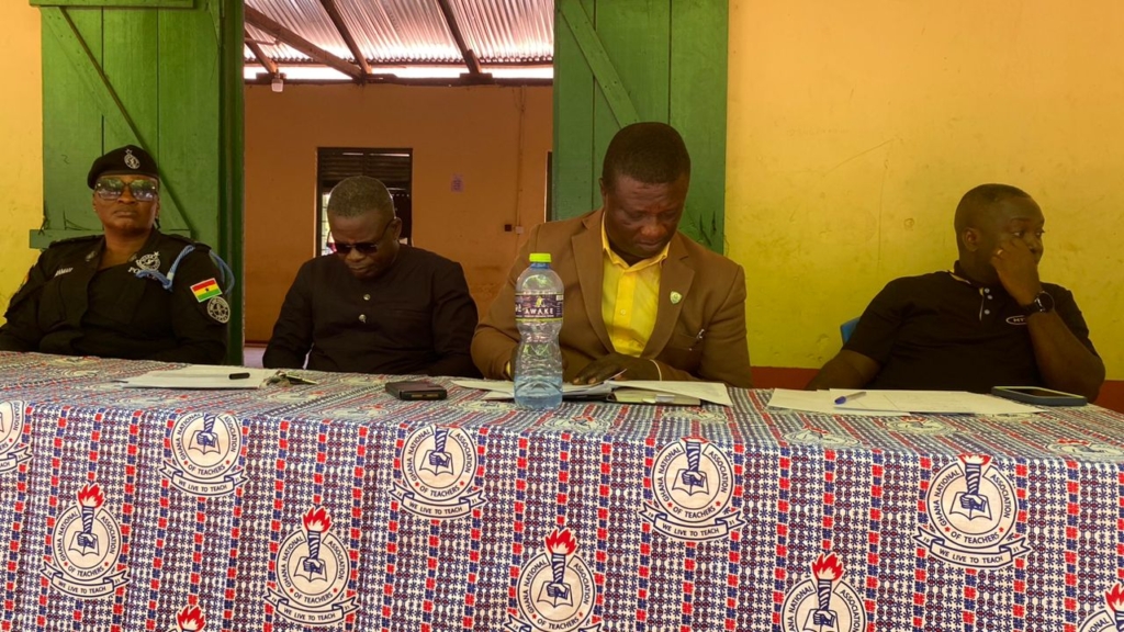 MTN Ghana, DOVVSU host debate on digital safety as Yabum JHS beats Jakpa JHS in Damongo MTN Ghana, DOVVSU host debate on digital safety as Yabum JHS beats Jakpa JHS in Damongo