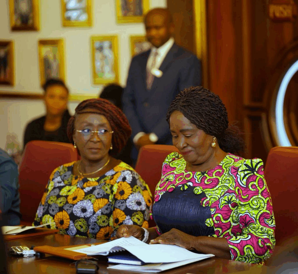 Photos: Vice President welcomes Colombia’s Vice President to Ghana for bilateral talks Photos: Vice President welcomes Colombia’s Vice President to Ghana for bilateral talks