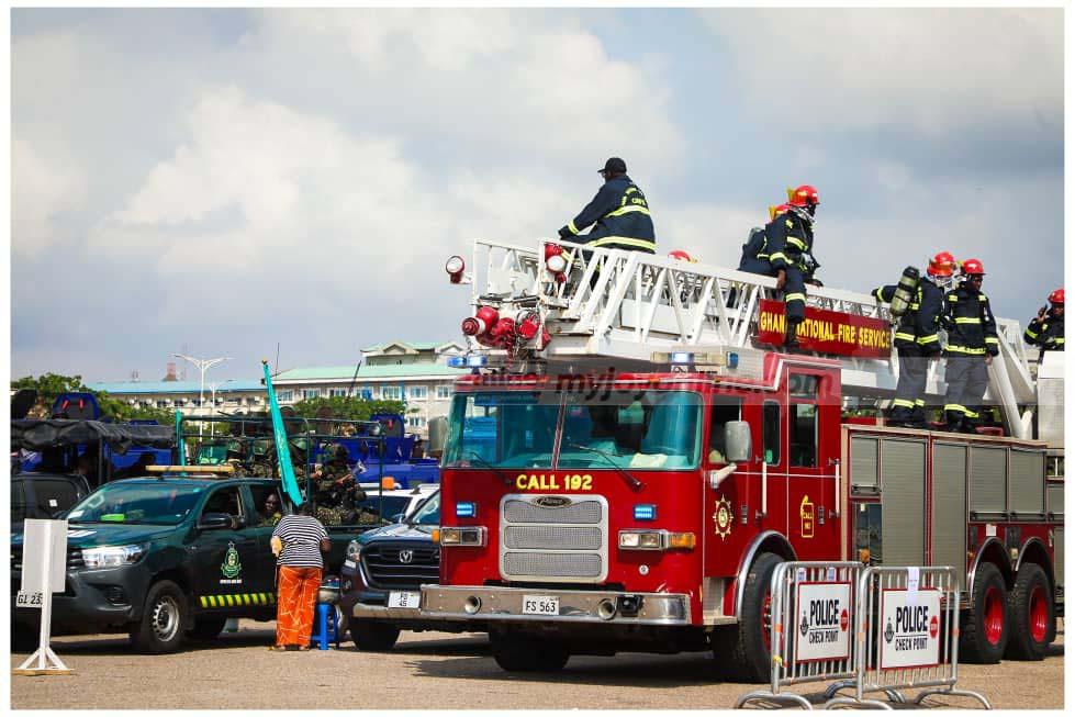 Security agencies storm Accra in massive 'Show of Force' exercise ahead of festive season Security agencies storm Accra in massive 'Show of Force' exercise ahead of festive season