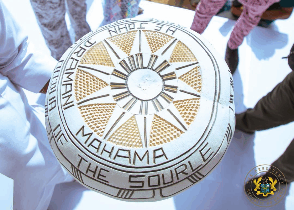 Photos: Ooni of Ife confers prestigious Yoruba title on President Mahama in Nigeria Photos: Ooni of Ife confers prestigious Yoruba title on President Mahama in Nigeria