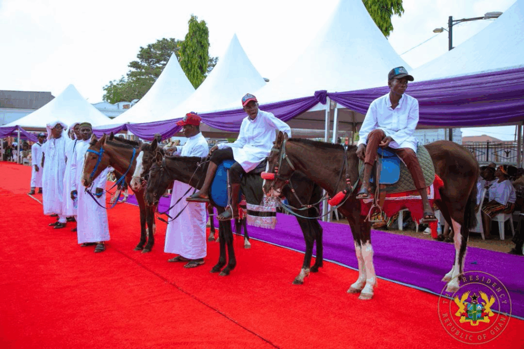 Photos: Ooni of Ife confers prestigious Yoruba title on President Mahama in Nigeria Photos: Ooni of Ife confers prestigious Yoruba title on President Mahama in Nigeria