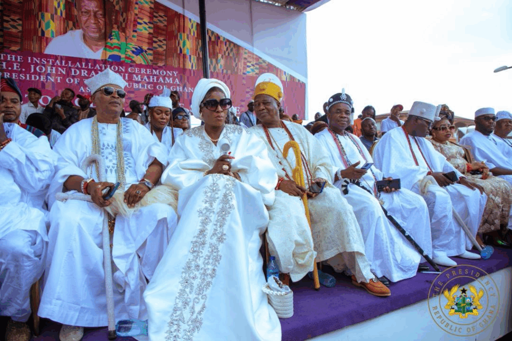 Photos: Ooni of Ife confers prestigious Yoruba title on President Mahama in Nigeria Photos: Ooni of Ife confers prestigious Yoruba title on President Mahama in Nigeria