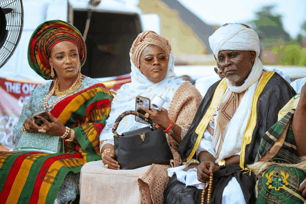Photos: Ooni of Ife confers prestigious Yoruba title on President Mahama in Nigeria Photos: Ooni of Ife confers prestigious Yoruba title on President Mahama in Nigeria