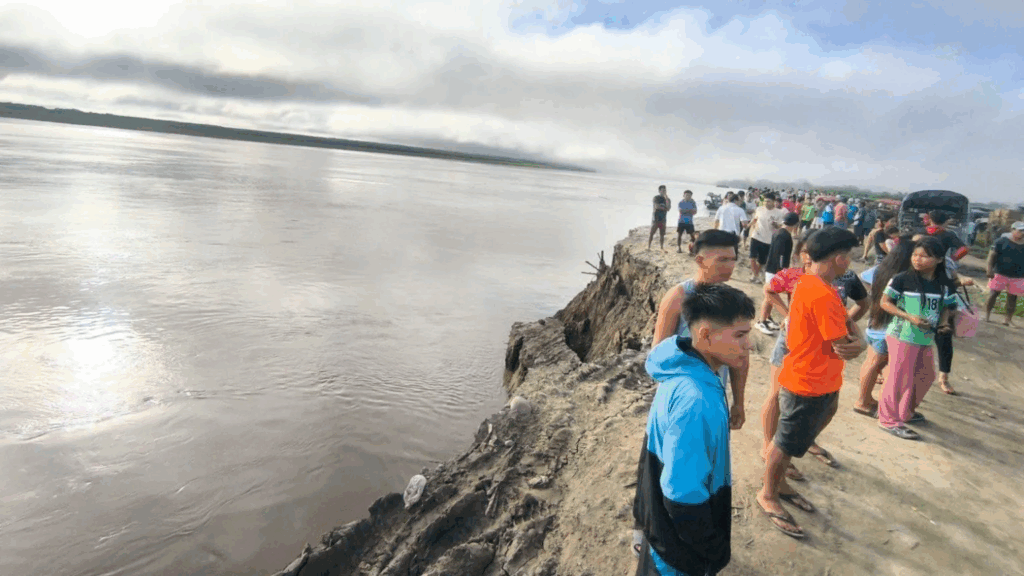 Dozens missing as deadly landslide hits two boats in Peru – MyJoyOnline