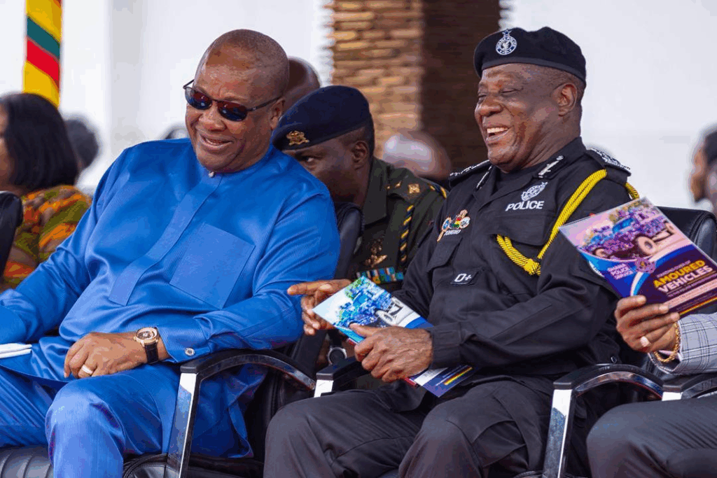 Photos: Mahama presents 40 armoured vehicles to Ghana Police Service Photos: Mahama presents 40 armoured vehicles to Ghana Police Service