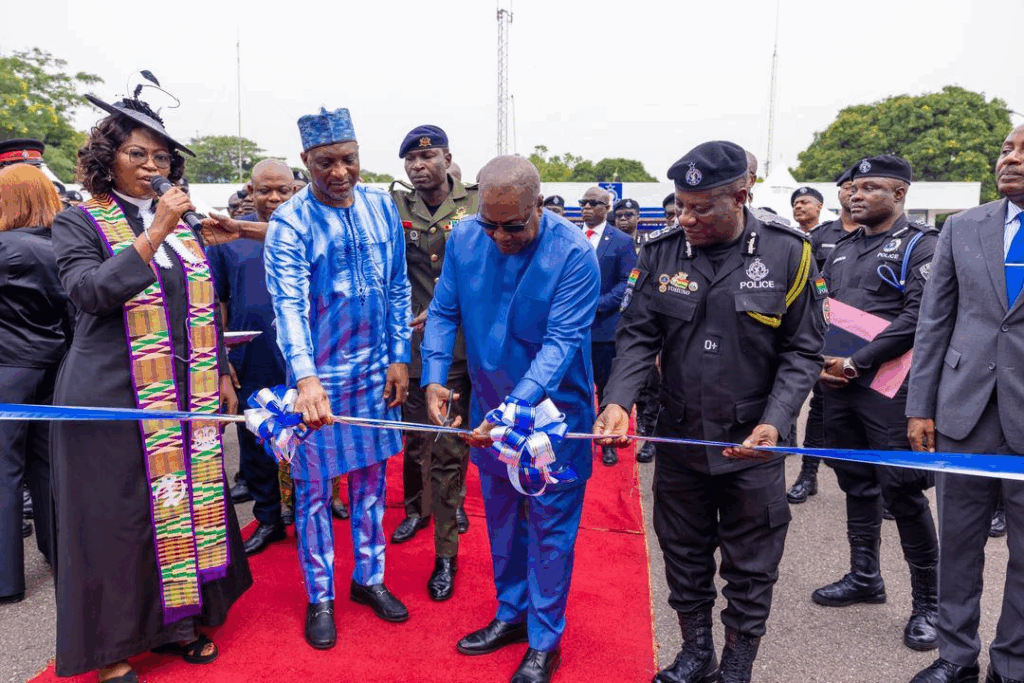 Photos: Mahama presents 40 armoured vehicles to Ghana Police Service Photos: Mahama presents 40 armoured vehicles to Ghana Police Service