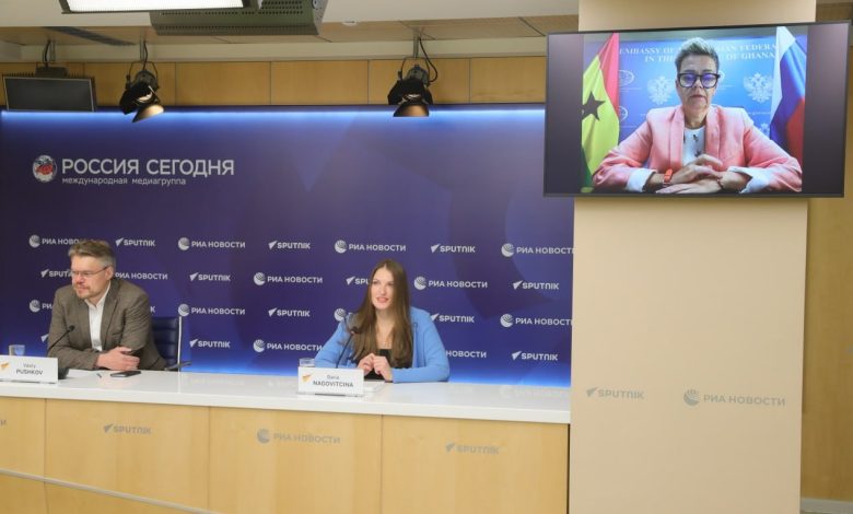 Ghanaian journalists trained on cross-media collaboration at SputnikPro seminar