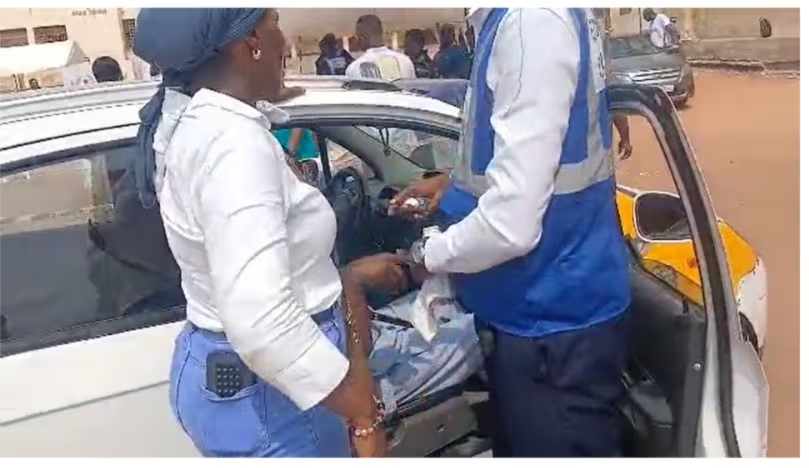 NPP race: Aged delegate casts vote in taxi in Ablekuma North – MyJoyOnline