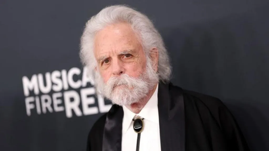 Bob Weir, Grateful Dead co-founder, dies...