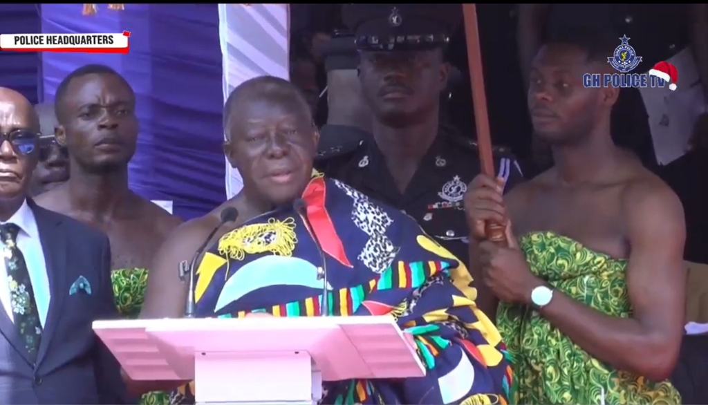 Photos: Asantehene pays historic visit to the Ghana Police Service Headquarters