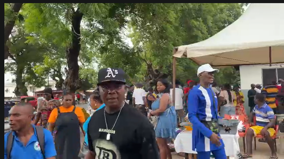 Disqualified NPP delegates clash with constituency chairman,attack Joy News journalist at Korle Bu polling centre – MyJoyOnline