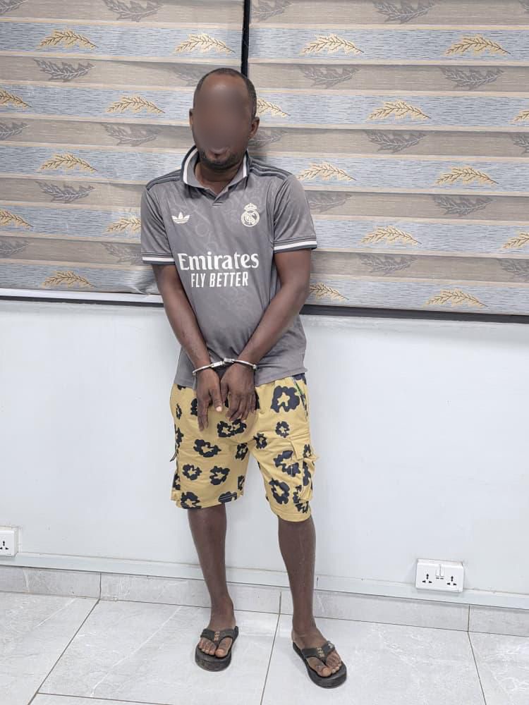 Police arrest three over taxi phone-snatching syndicate