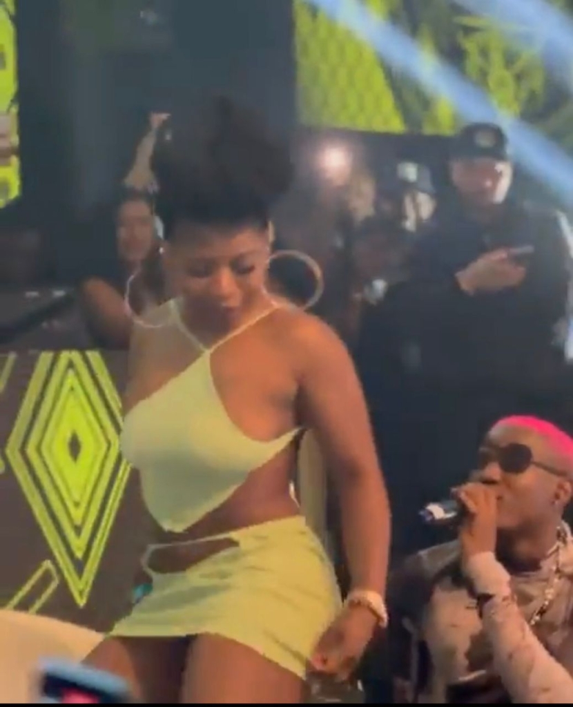 How Ghanaian artistes use gimmicks to grab attention