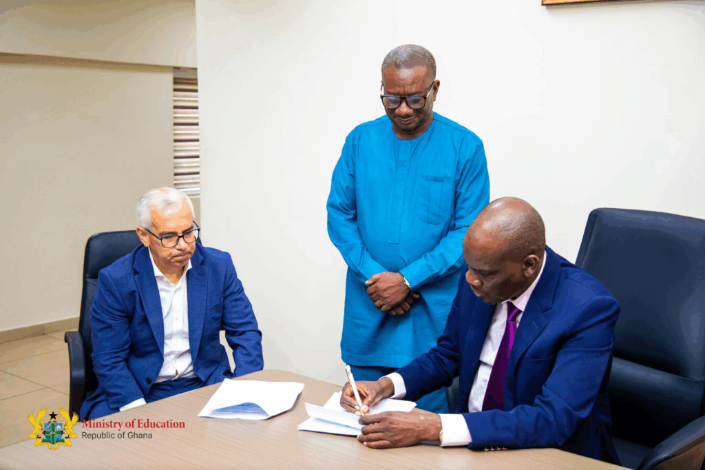 Education Ministry signs MoU to establish Green Technology Institute at UEAS Acherensua Campus