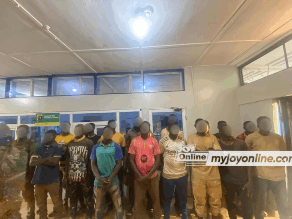 Heavily armed Burkinabè soldiers arrested in Ghana