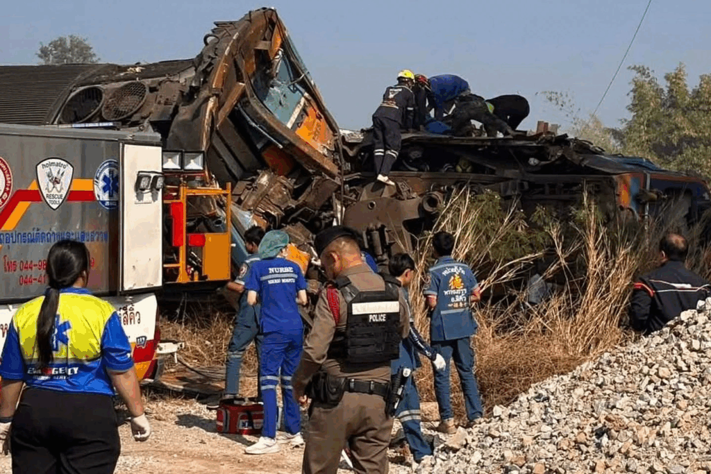 A construction crane falls on a passenger train in northeastern Thailand, killing at least 22 people – MyJoyOnline