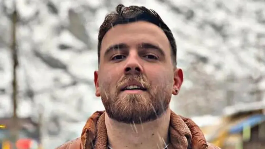 Trump vows 'very strong action' if Iran executes protesters