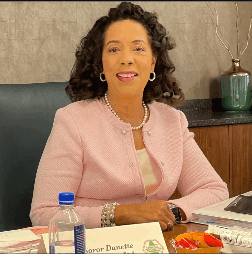 500 Alpha Kappa Alpha members mark Founders’ Day in Ghana, reconnect with African Roots