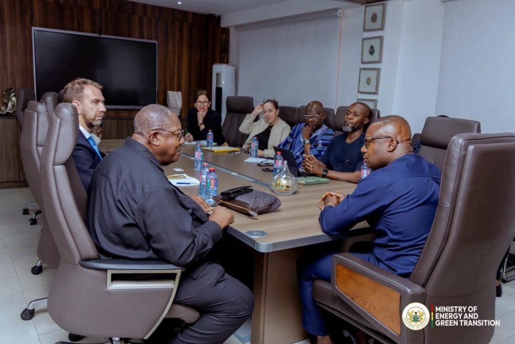 Energy Minister John Jinapor holds constructive talks with Cenpower on Ghana’s power sector