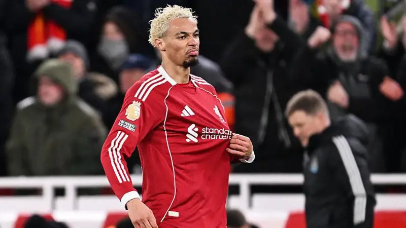 ‘Torres-like’ Ekitike haunts long-term...