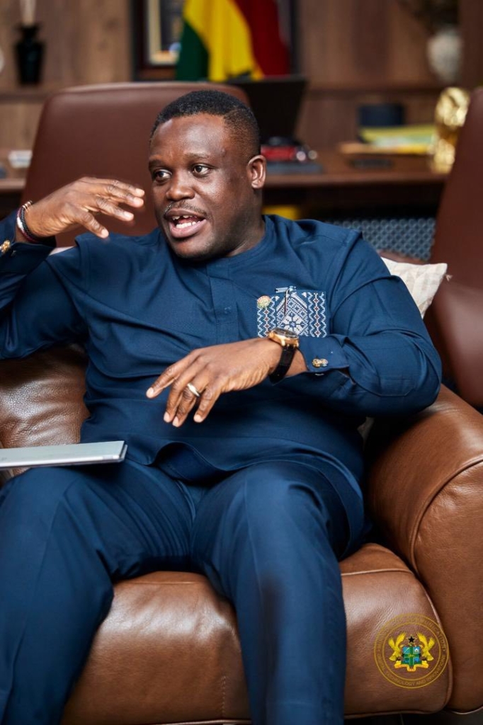 Right to Information Commission holds courtesy meeting with Communication Minister Right to Information Commission holds courtesy meeting with Communication Minister