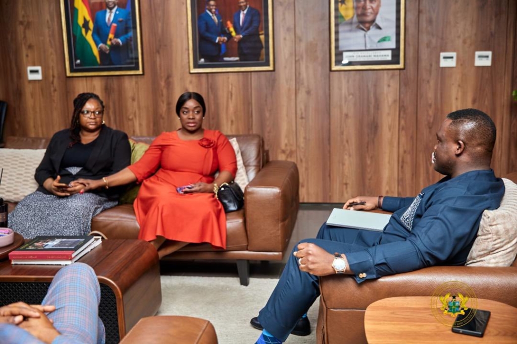 Right to Information Commission holds courtesy meeting with Communication Minister Right to Information Commission holds courtesy meeting with Communication Minister