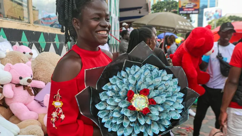 Banknote bouquets could land you in jail – Kenya’s central bank warns