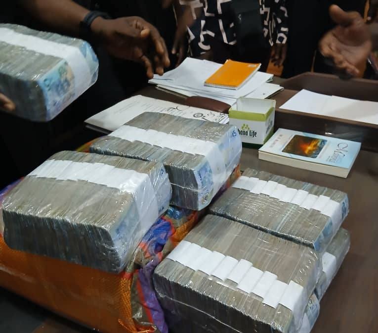 Police return GH¢85,000 found on...