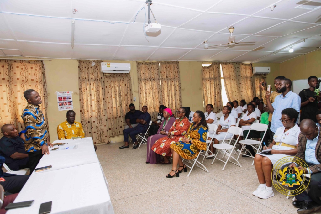 Visible name tags for health staff non-negotiable – Health Minister Visible name tags for health staff non-negotiable – Health Minister