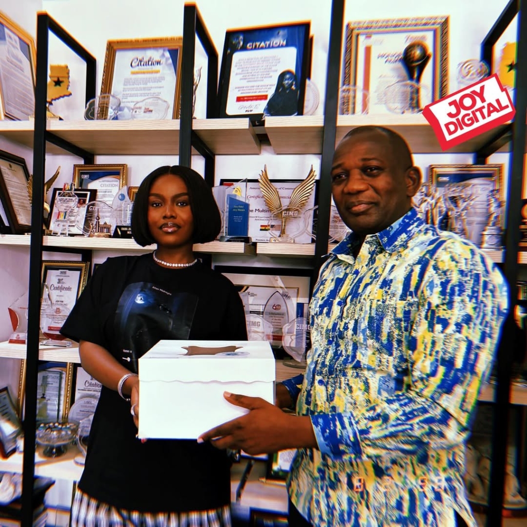 Gyakie appreciates media houses for continued support Gyakie appreciates media houses for continued support